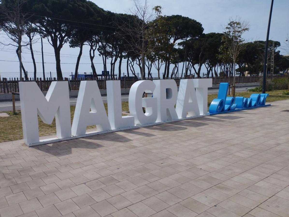 Day Ok Beach Apartment Malgrat de Mar Exteriör bild